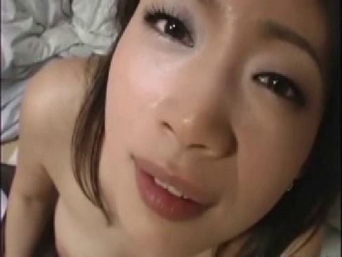 夫の出張中に夫婦の寝室でおまんこしてる四十路おばさんのじュクじょ kiss